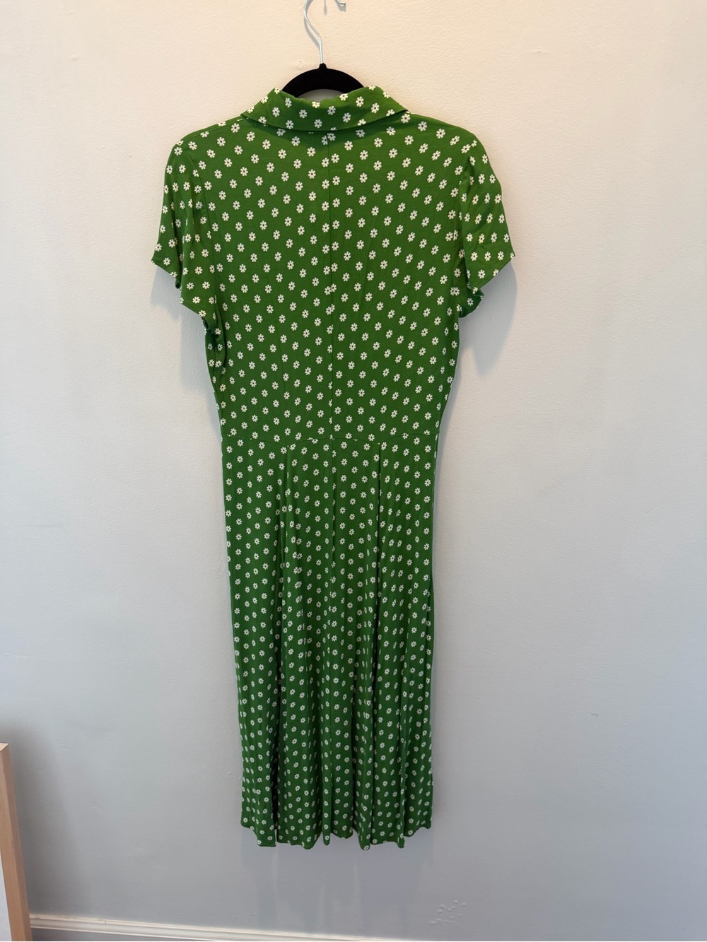 Reformation “Willa” Green Daisy Print Midi Dress Size 10 - Picture 3 of 7